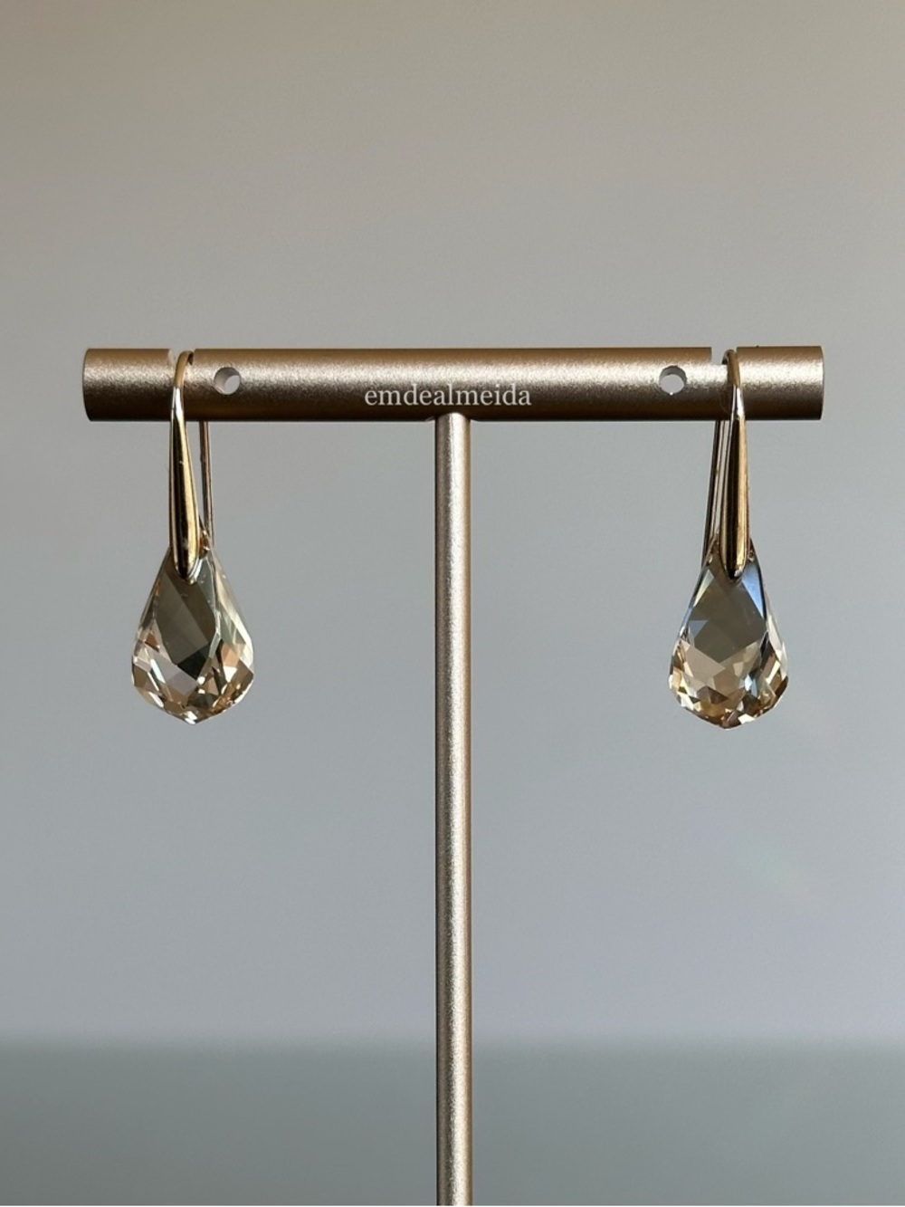 Swarovski Crystal Brown Gold Tone Energic Dangle Drop Earrings 5616263